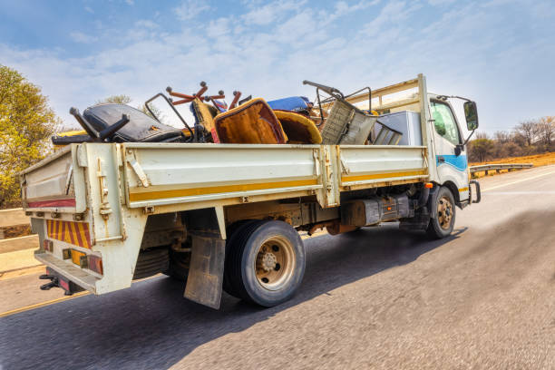 Best Yard Waste Removal  in Oak Park, IL